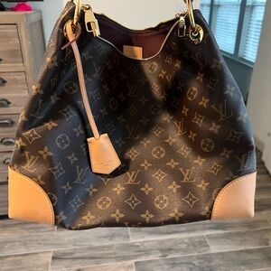 Louis Vuitton Berri MM